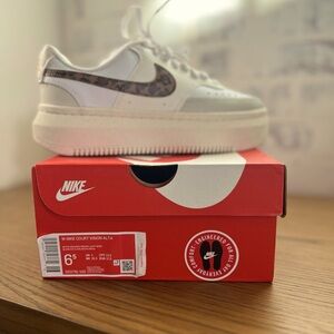 Nike Court Vision Alta Light Bone/Archaeo Brown
